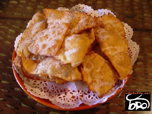 Orejas, dulce típico de los Compadres y Comadres